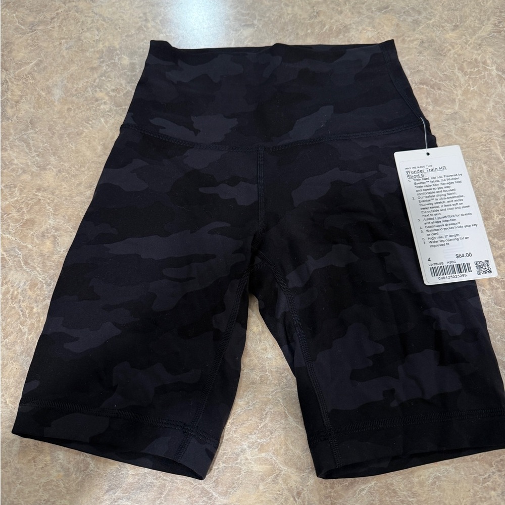 Lululemon Wunder Train HR Short 8” Biker Short Size 4